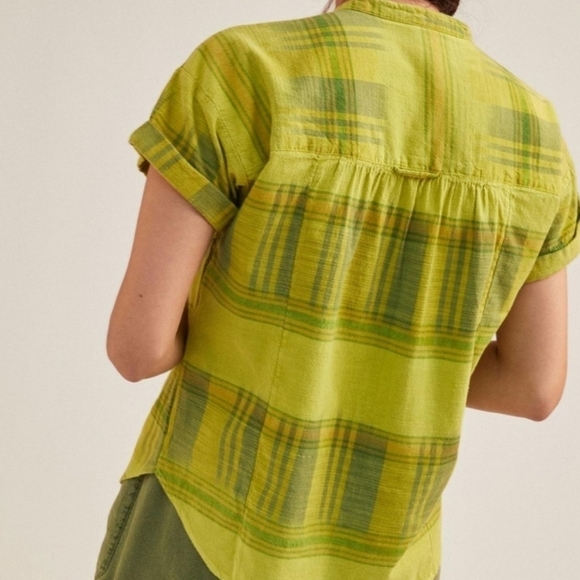 Pilcro and the Letterpress Green Plaid Short Sleeve Top - Picture 3 of 8